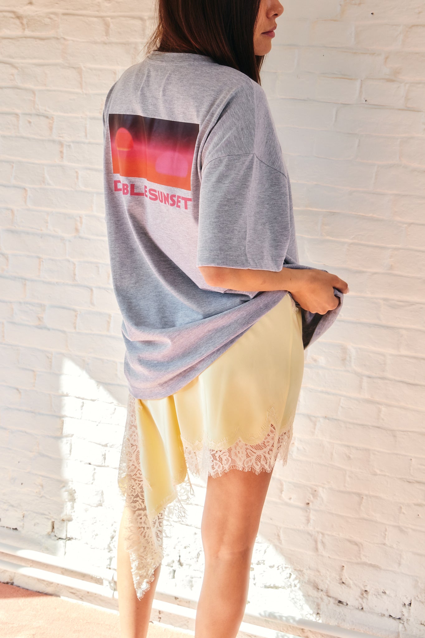 The Unisex T I Grey / Pink