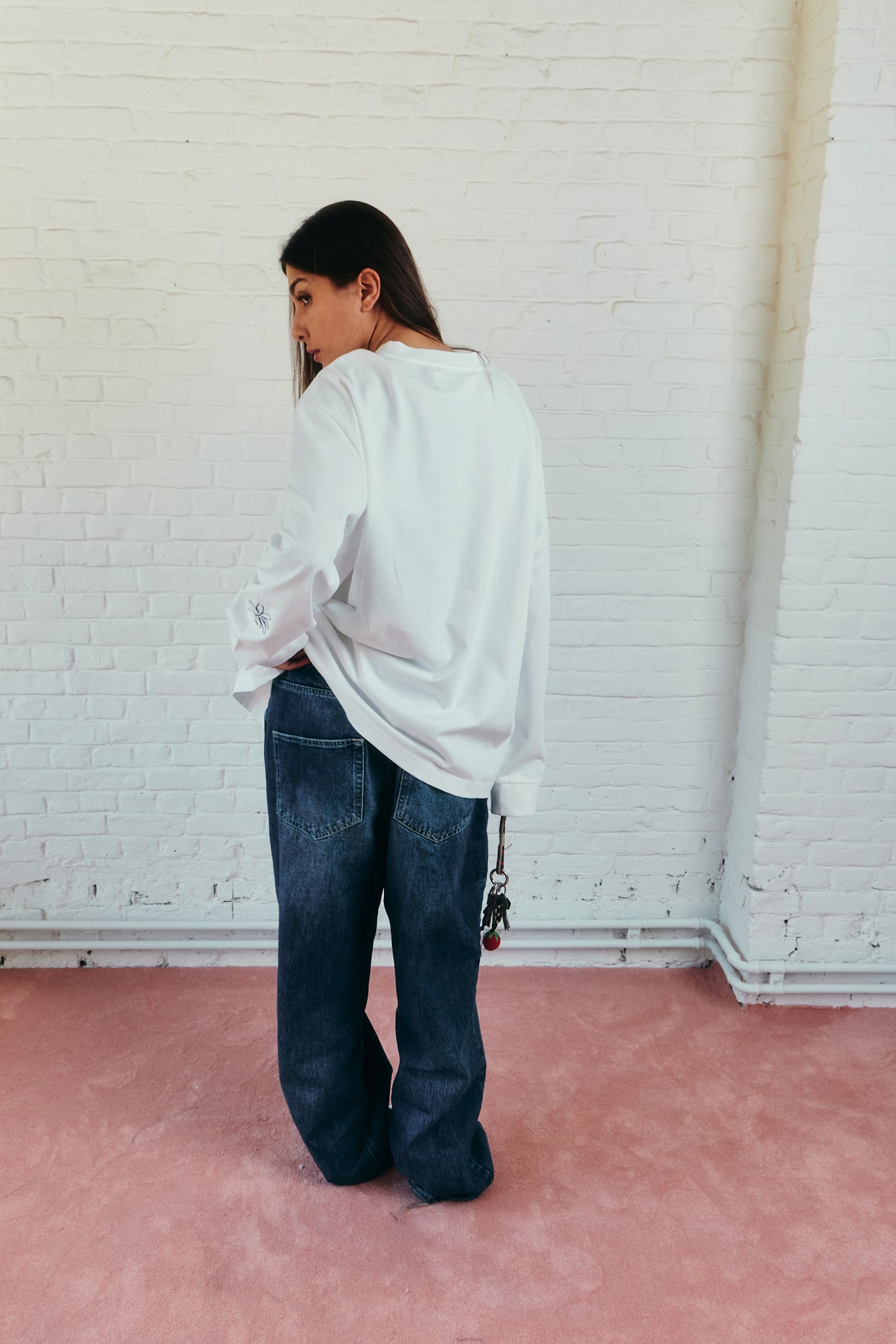 The V Longsleeve I White