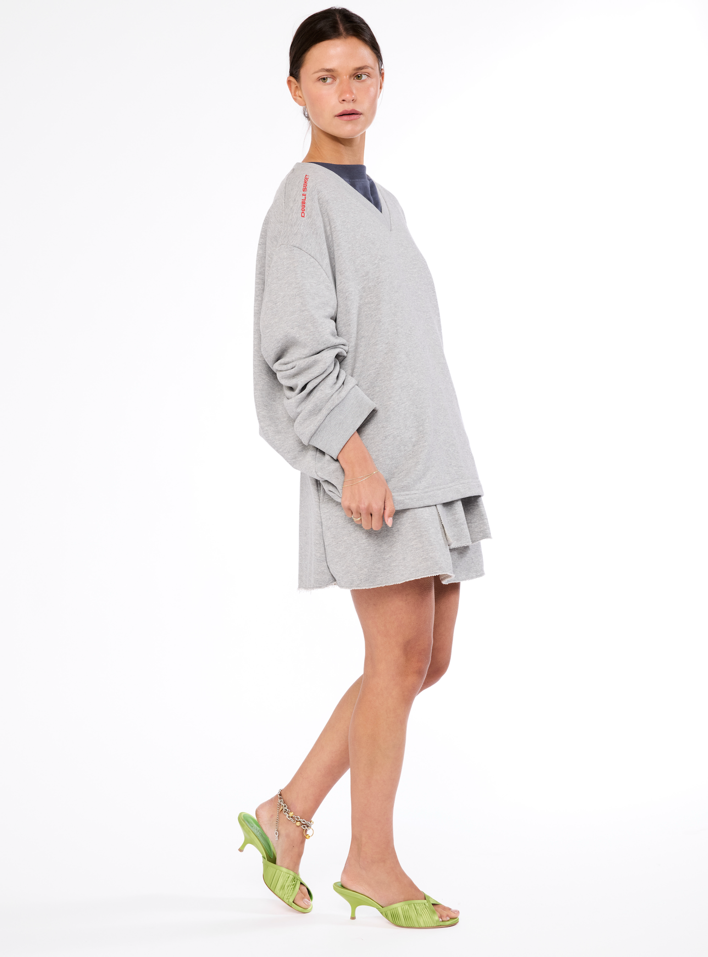 The V-Neck Sweater I Grey