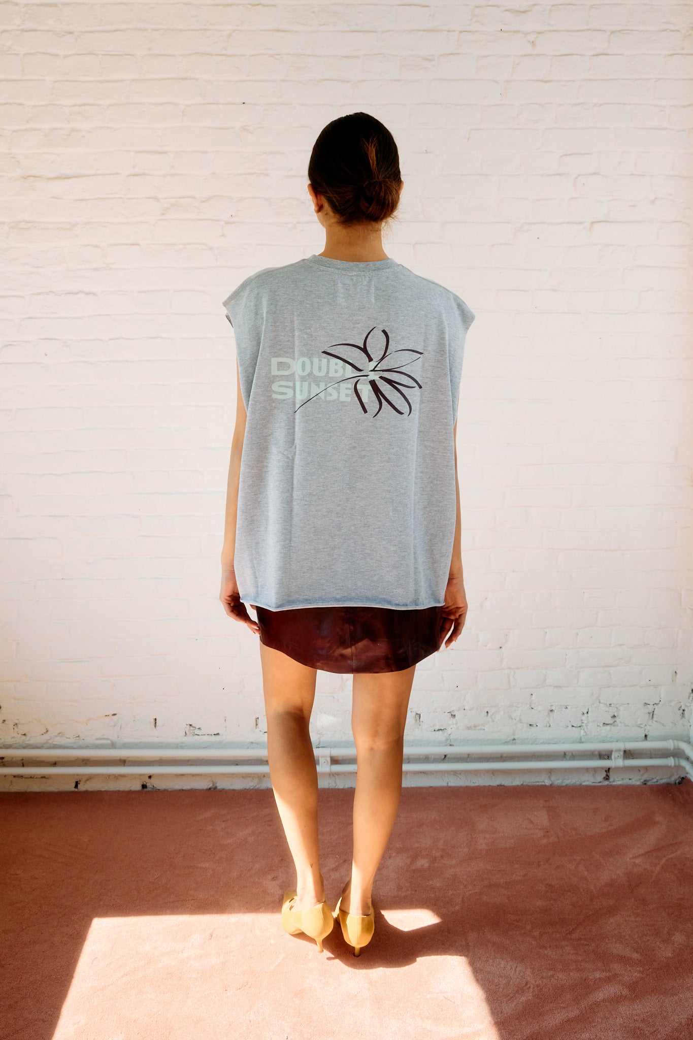 The Sleeveless T I Grey