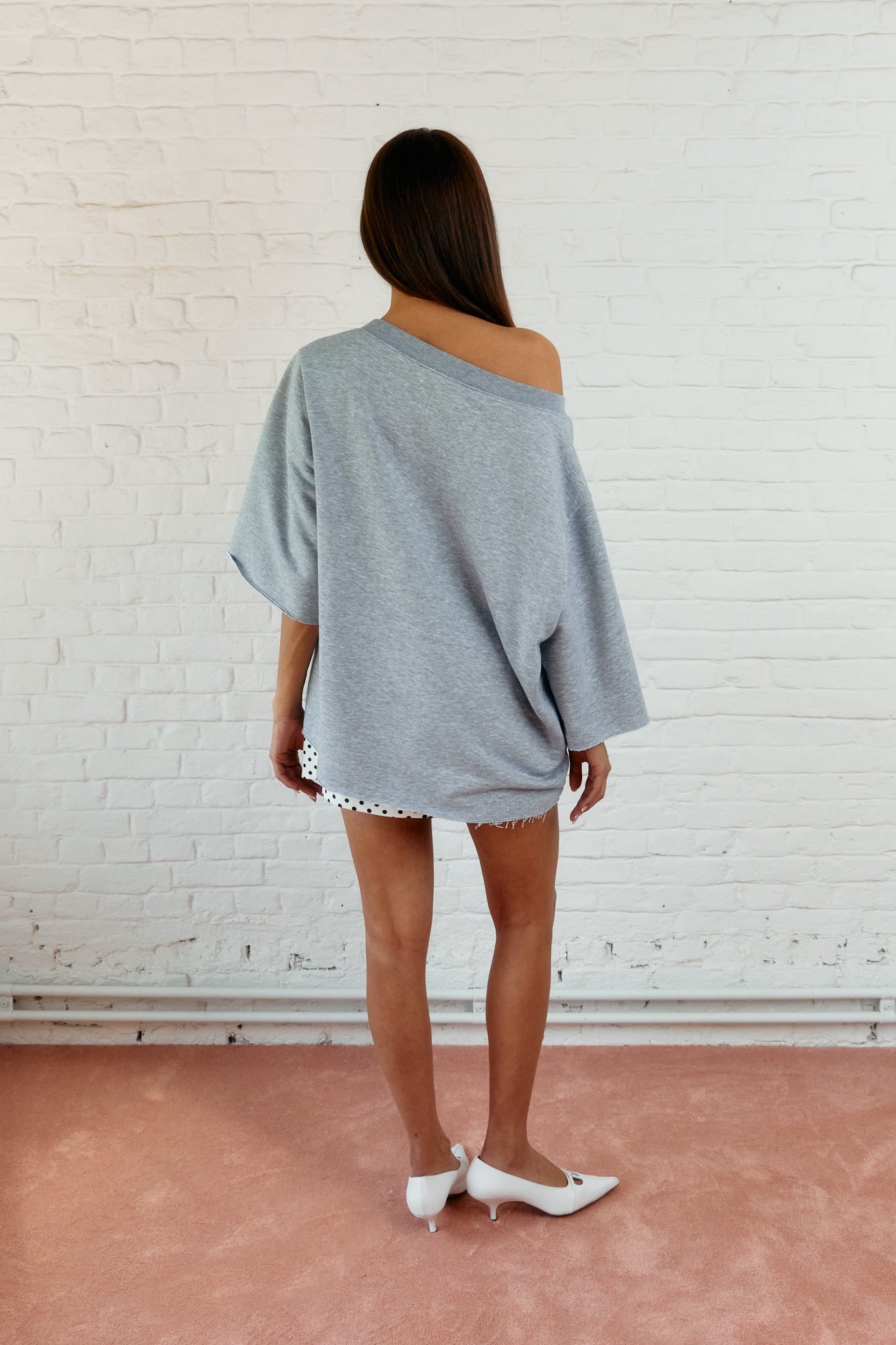 The Off shoulder Sweat I Grey