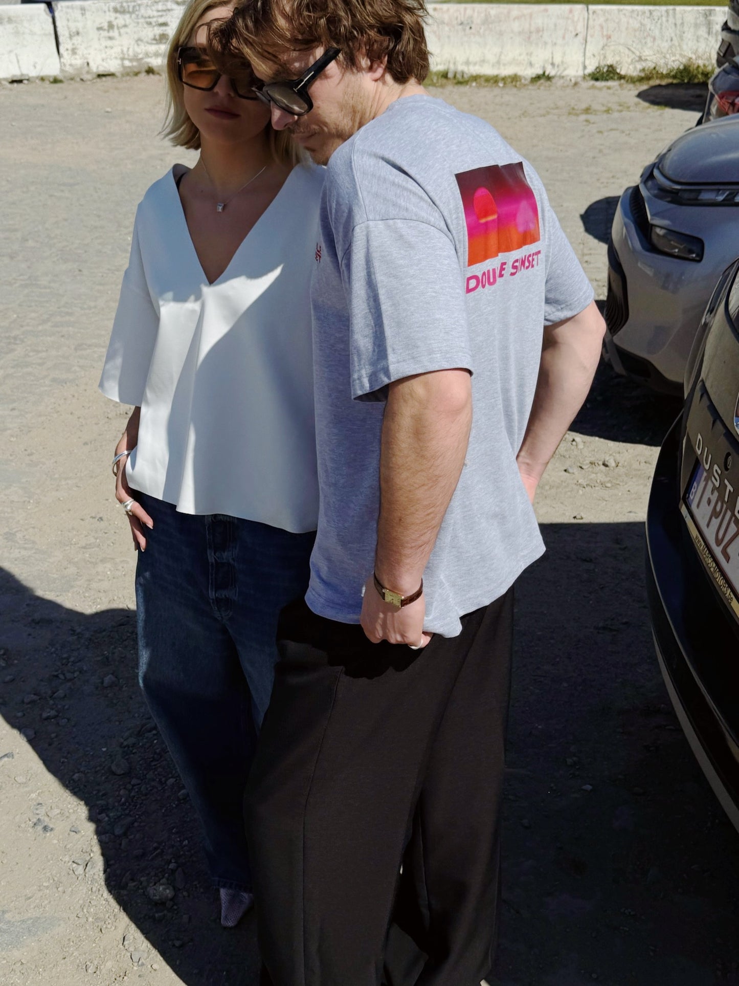 The Unisex T I Grey / Pink