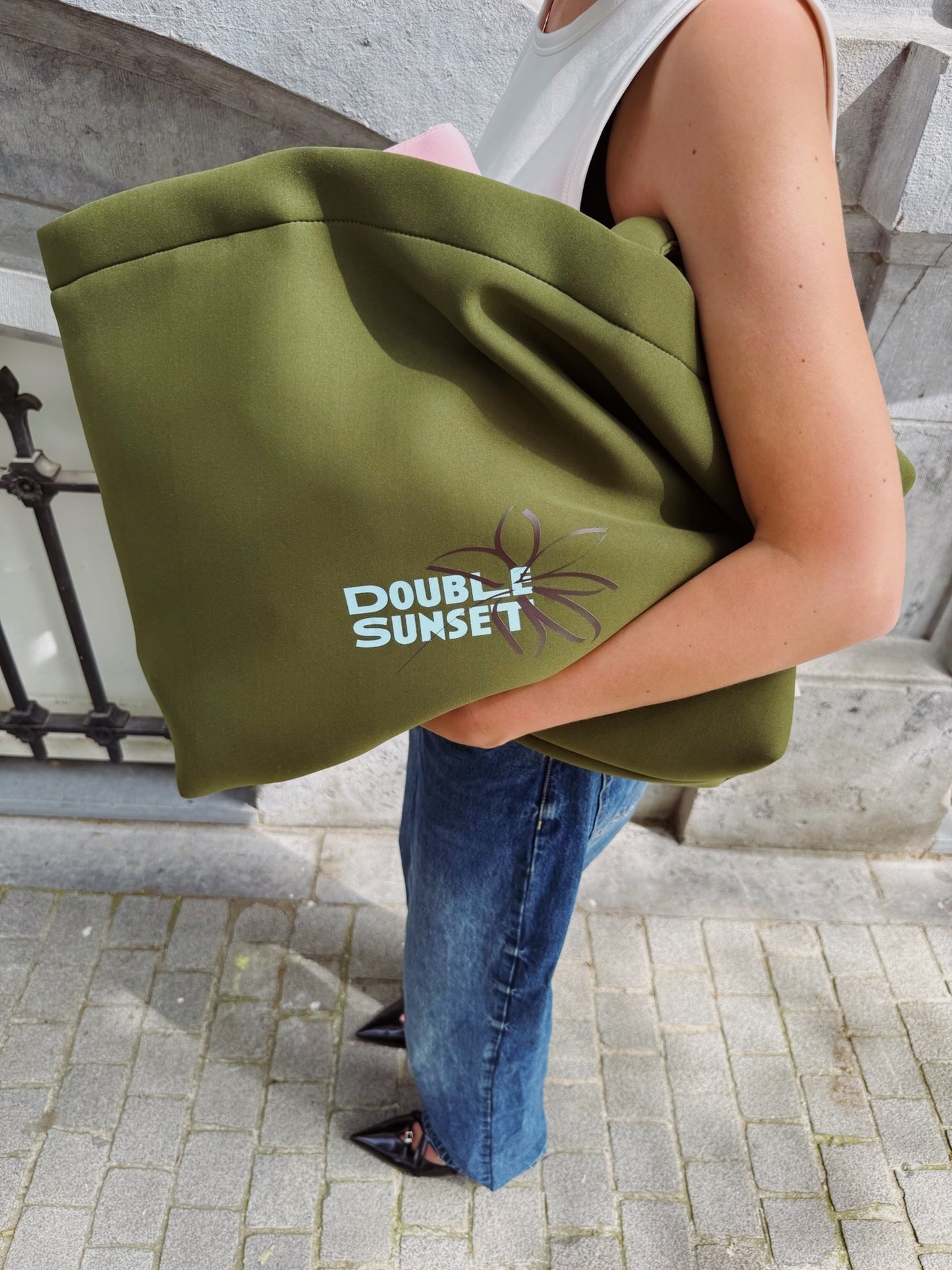Caro x Double Sunset I Moss