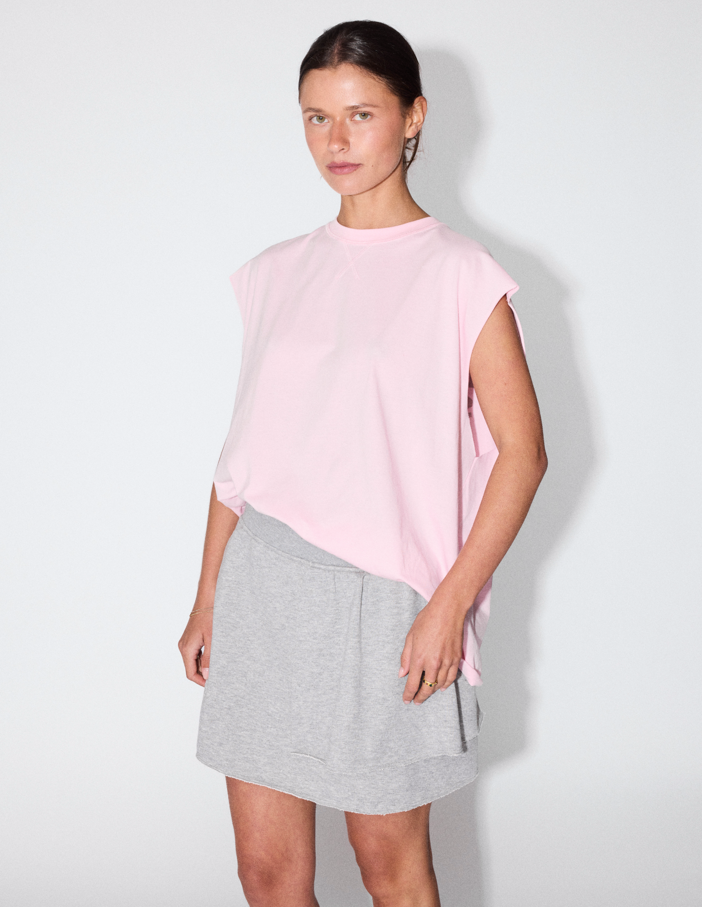 The Sleeveless T I Pink
