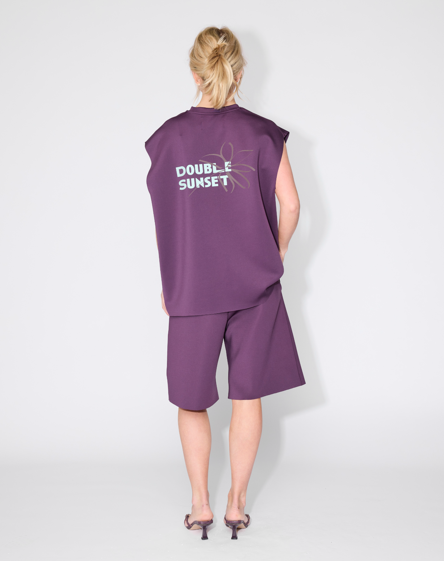 The Sleeveless T I Purple Scuba