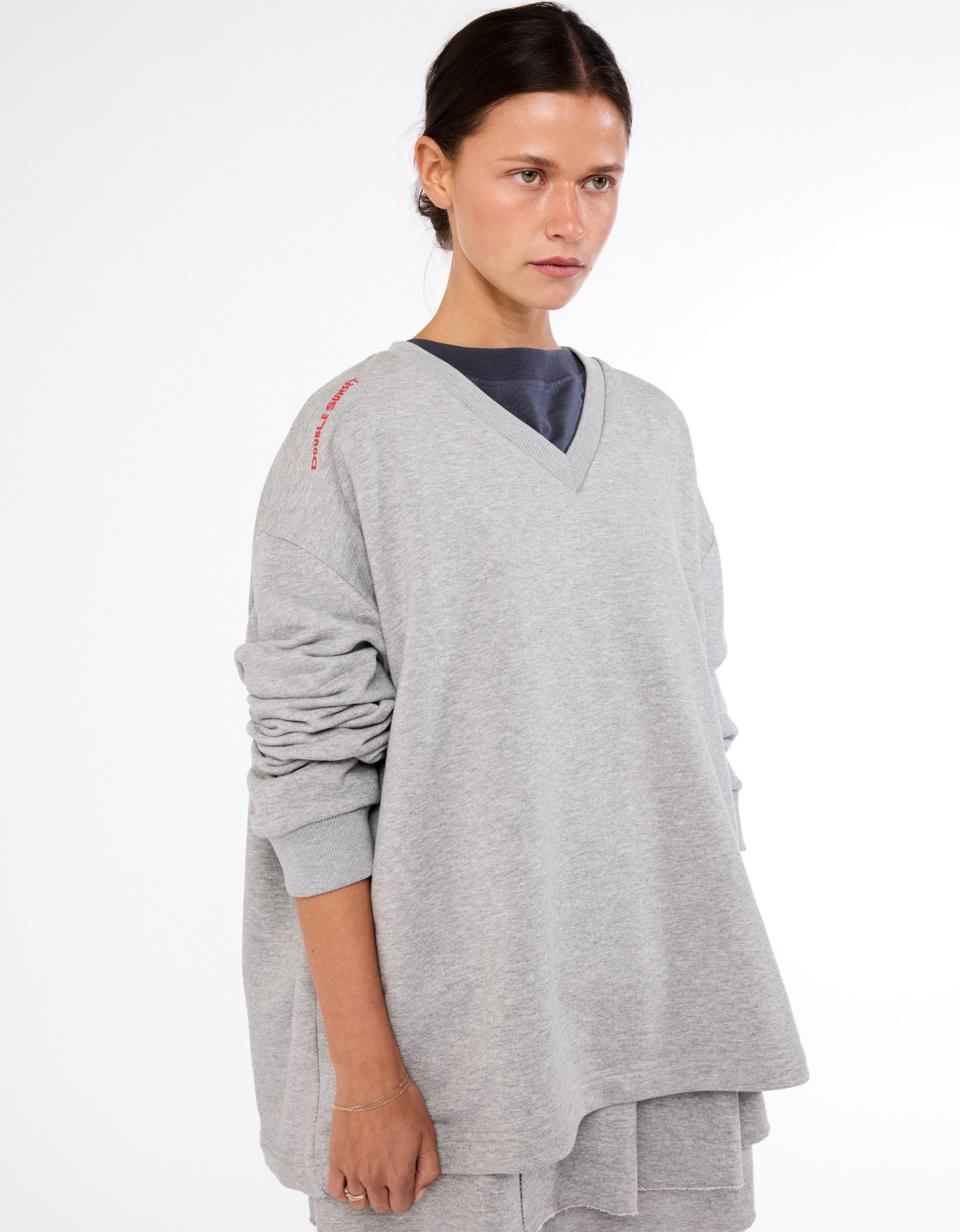 The V-Neck Sweater I Grey