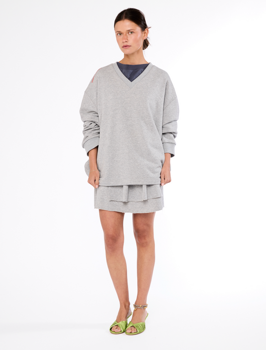 The V-Neck Sweater I Grey