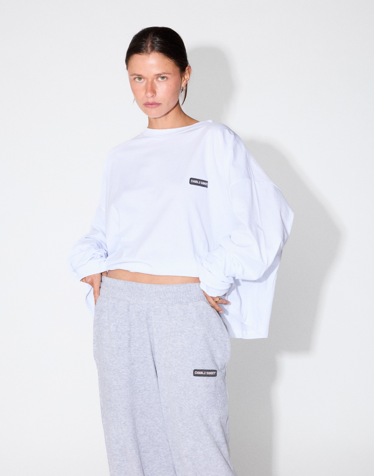 The Cropped Long T I White